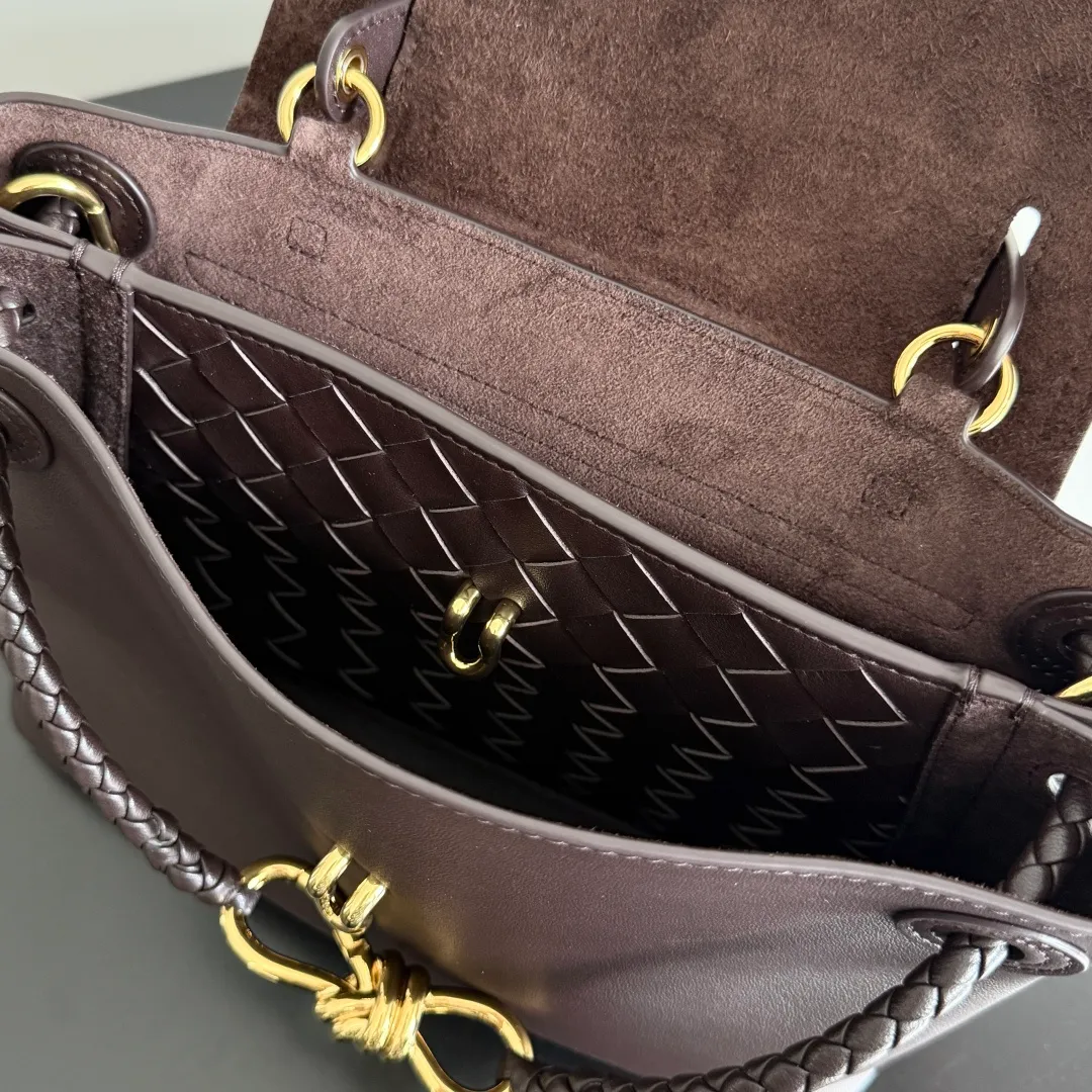 Small size 26cm chocolate color more details batch 2060
